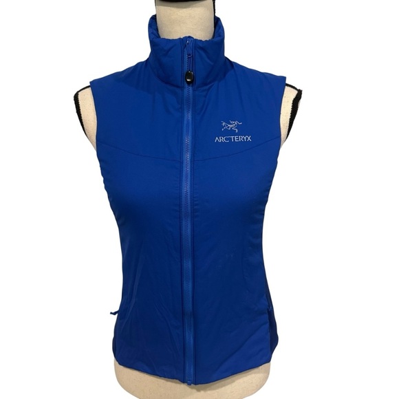 Arc’Teryx Women’s Atom LT Royal Blue Vest Size XS Cobalt Blue - Picture 1 of 15